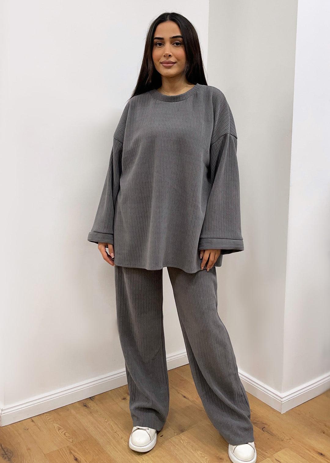 Corduroy top with free trousers