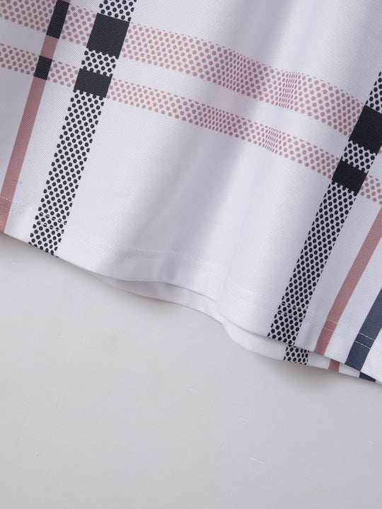 Elegant men's polo shirt with check pattern