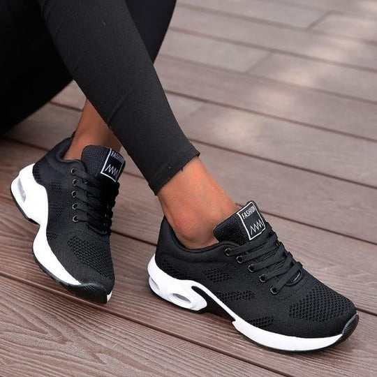 Lotte orthopaedic trainers